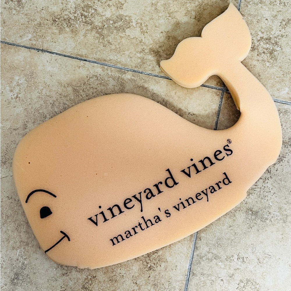 Vineyard Vines Tan Whale Mat